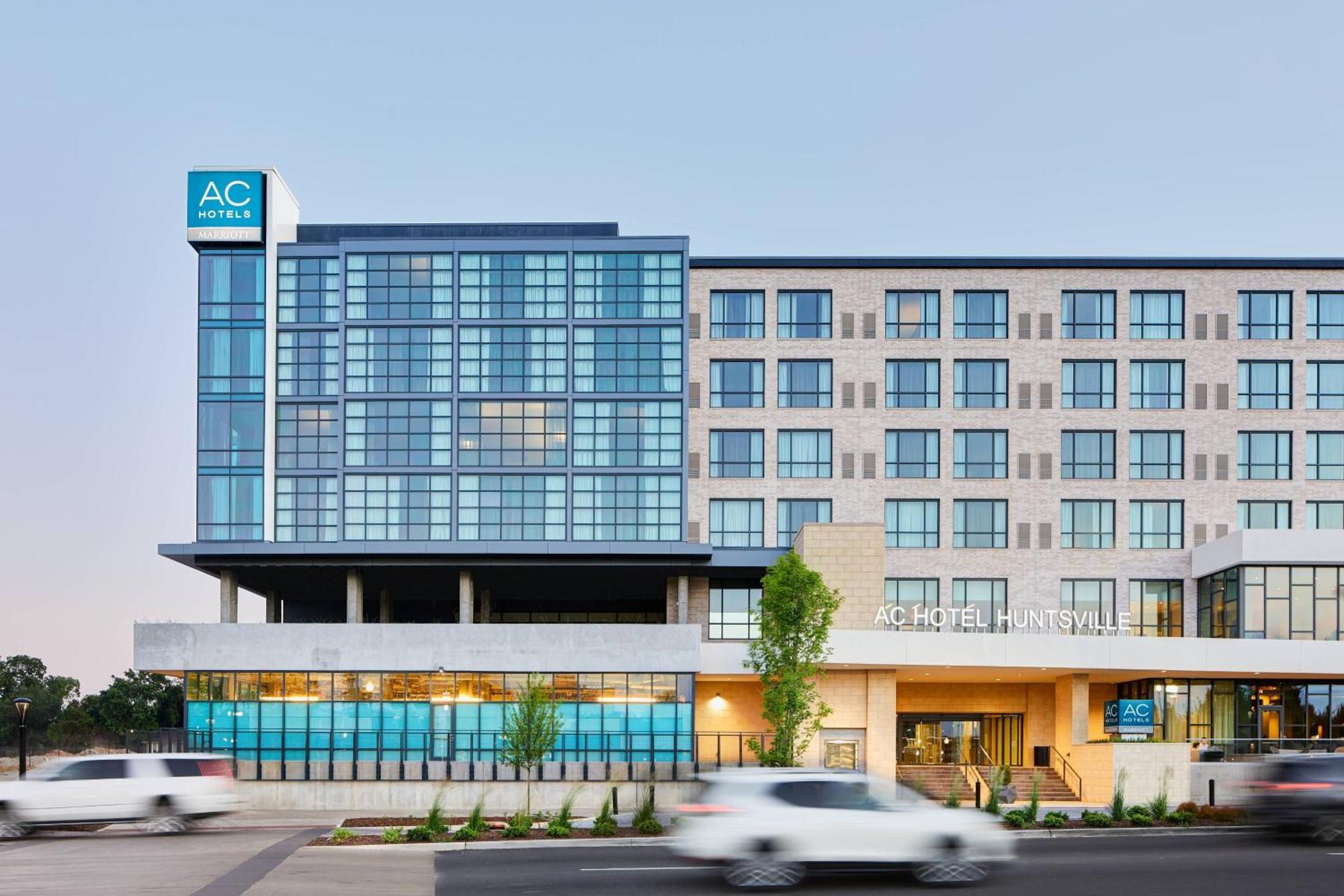 Ac Hotel By Marriott Huntsville Downtown Esterno foto